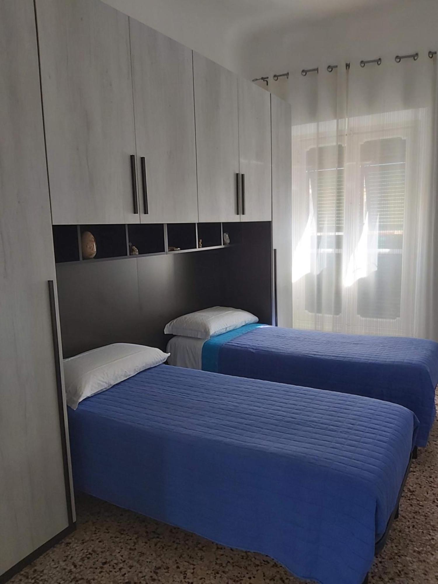 Costa E Mare Apartment Savona Exterior photo