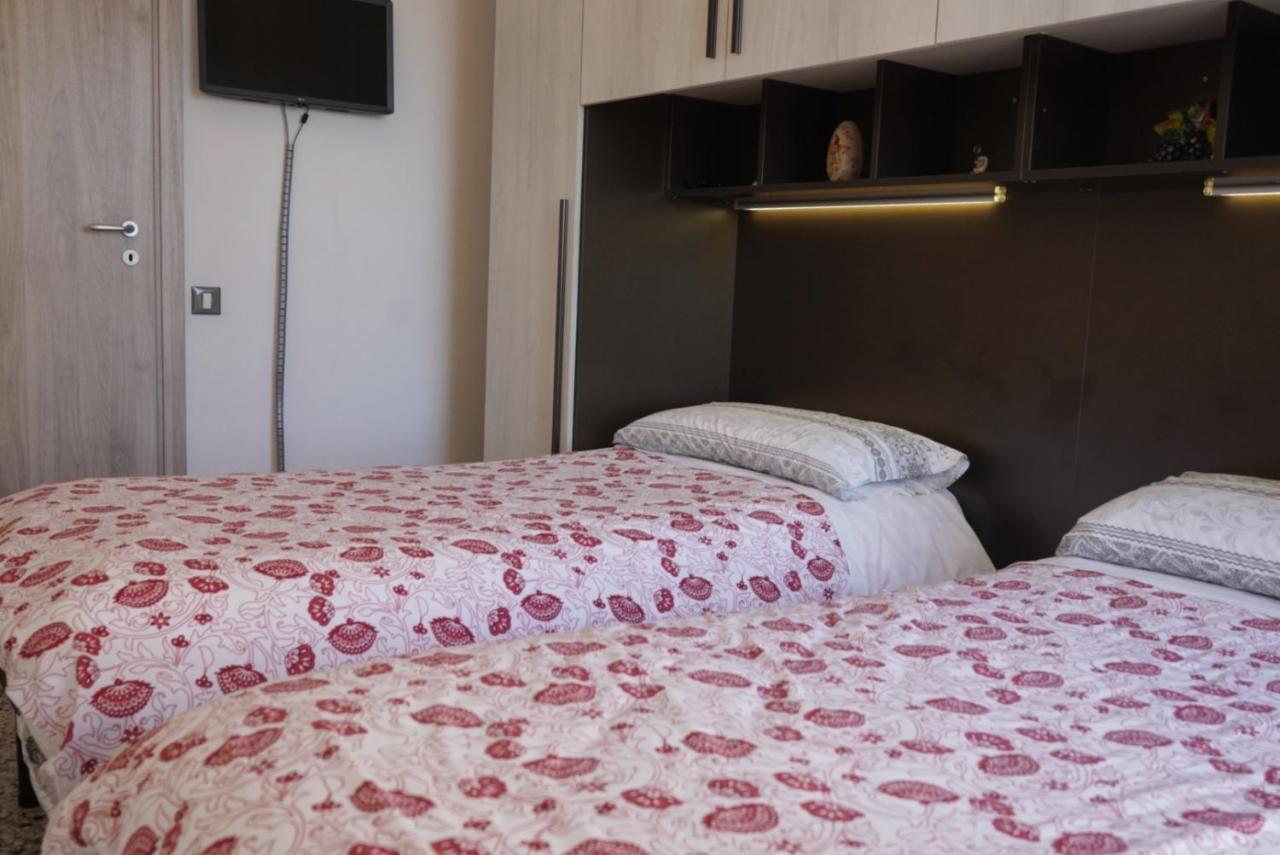 Costa E Mare Apartment Savona Exterior photo