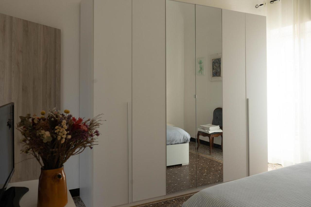 Costa E Mare Apartment Savona Exterior photo